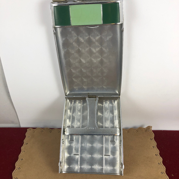 Vintage Green Evans Enameled Cigarette Case Stash - Picture 7 of 7